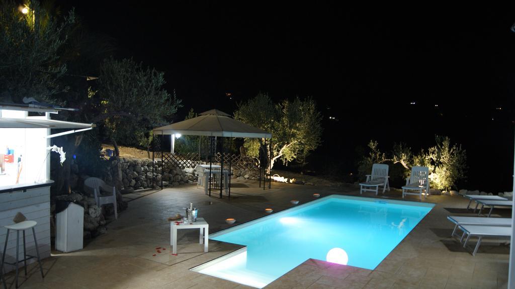 B&B Eyexei Domus Agrigento Exteriör bild